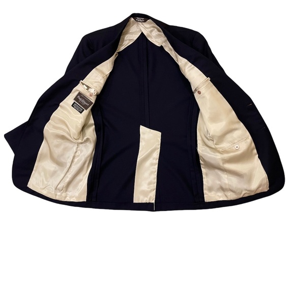 Paul Stuart Navy Blazer - Picture 4 of 5